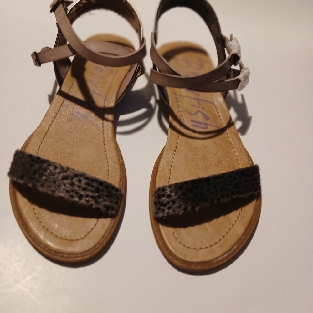 Blowfish Malibu Sandals. New In Box. Size 7.5 - Picture 5 of 9